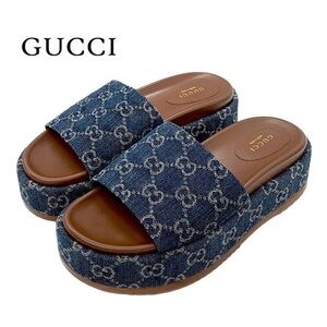 Gucci Platform slides
